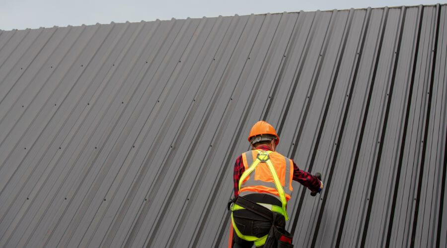 Expert top industrial roofings services in Yale, SD